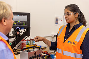 Hands-on placement support between student and facilitator